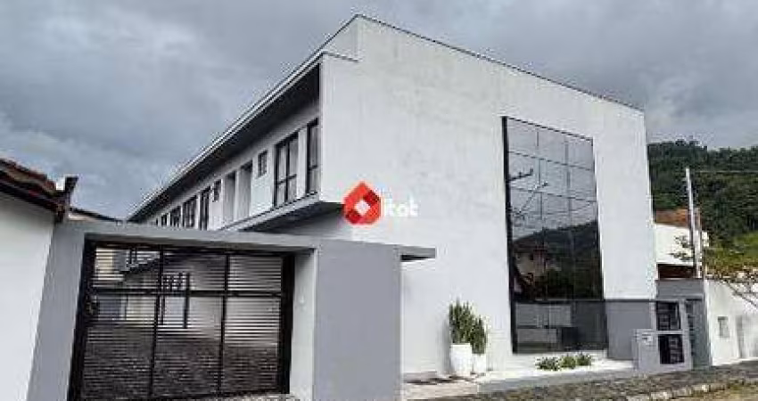 Casa Geminada para aluguel, 3 quartos, 2 suítes, 2 vagas, Ilha da Figueira - Jaraguá do Sul/SC