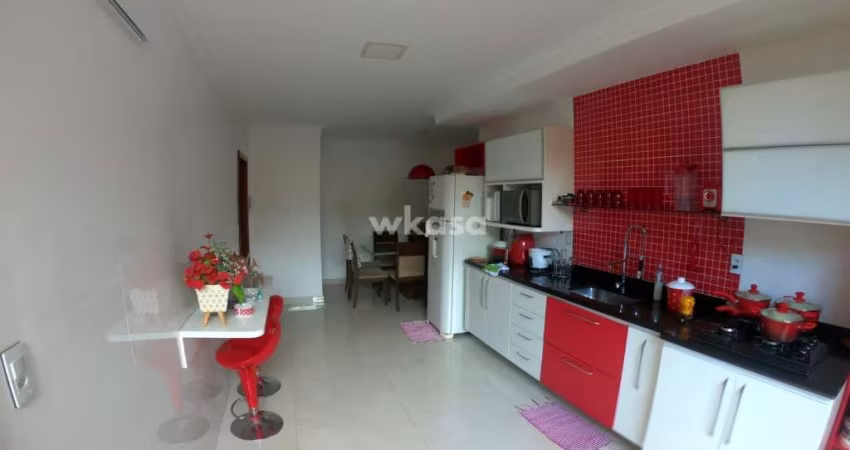 Casa Triplex em Feu Rosa  -  Serra