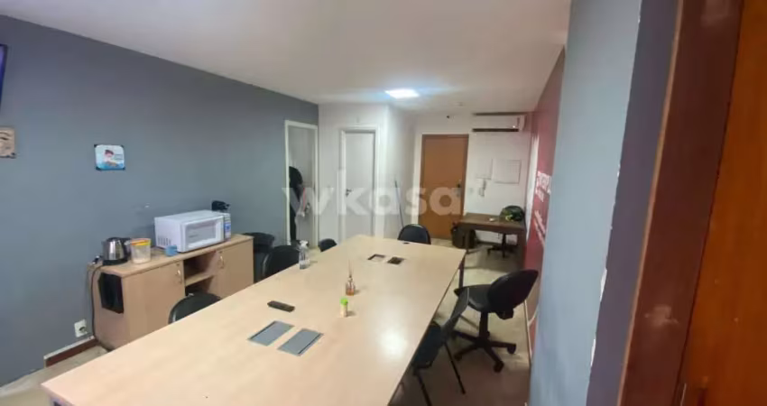 Sala comercial à venda no Jardim Limoeiro, Serra 