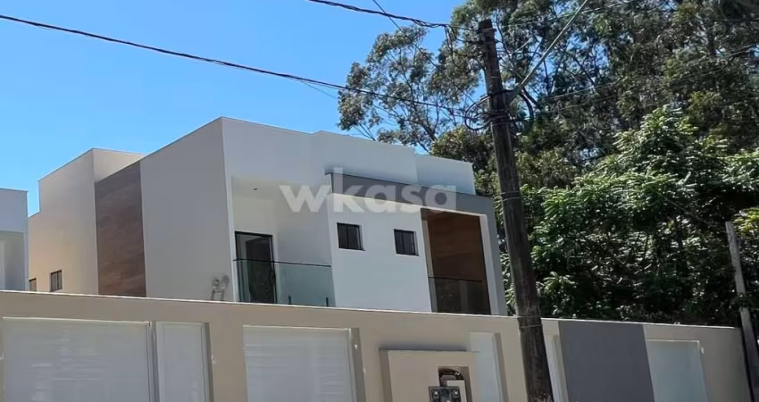 Casa Duplex em Portal de Jacaraípe  -  Serra