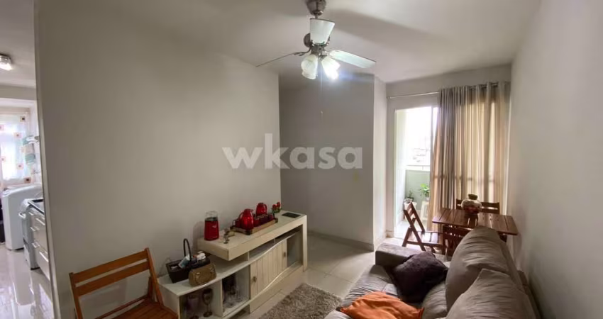 Apartamento em Colina de Laranjeiras  -  Serra