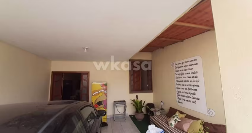 Casa Triplex em Colina de Laranjeiras  -  Serra