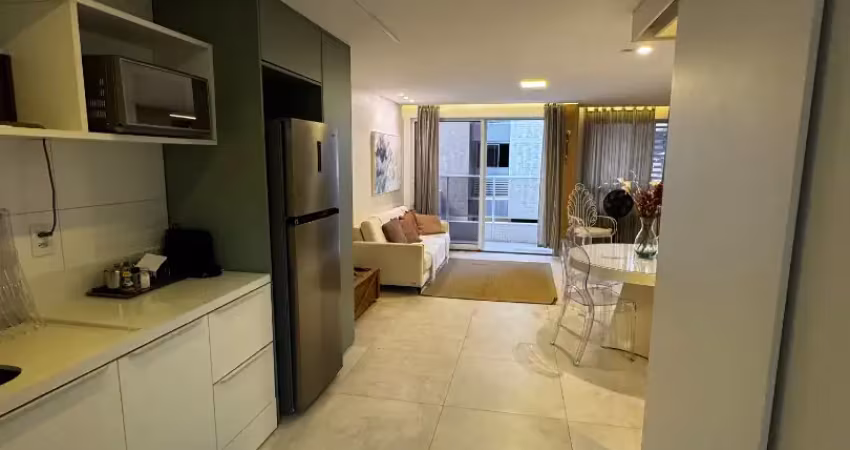Belíssimo apartamento mobiliado para locação na orla do cabo branco