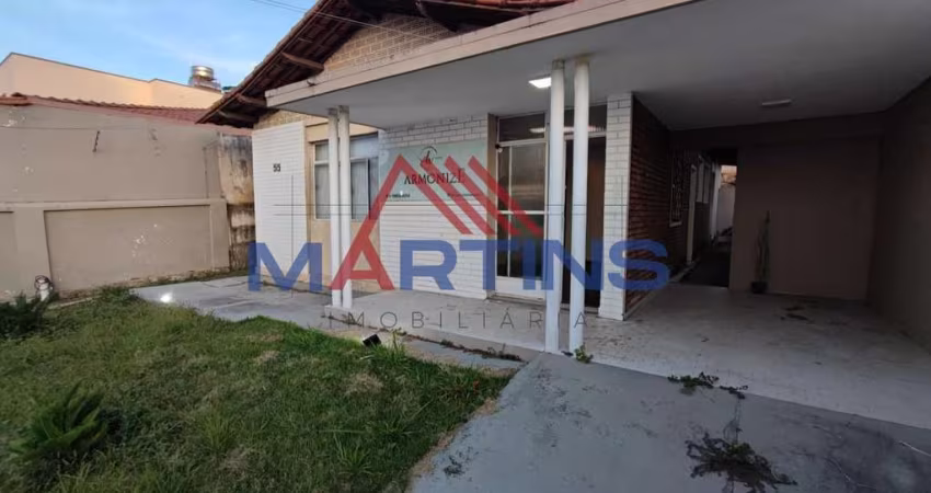 Residencial e Comercial para Locação em Betim, Brasiléia, 4 dormitórios, 1 banheiro, 2 vagas