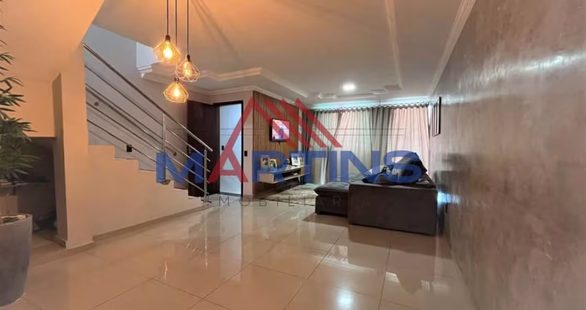 Casa Duplex para Venda em Betim, Renascer, 3 dormitórios, 1 suíte, 3 banheiros, 5 vagas