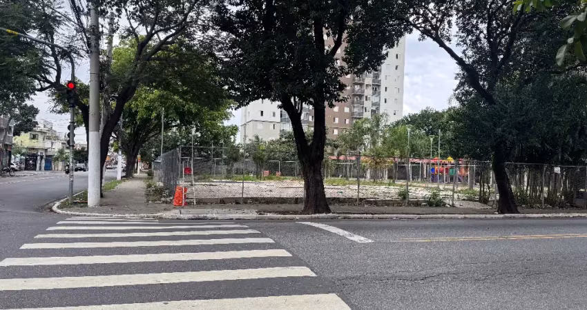 Terreno à venda na Rua Itamonte, Vila Medeiros, São Paulo
