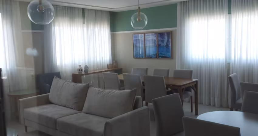 LINDO APARTAMENTO FRENTE A PRAIA