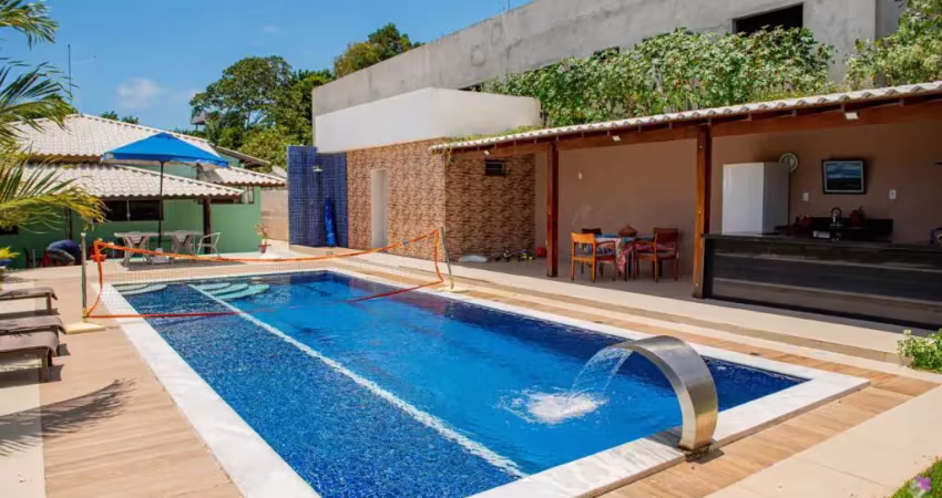 LINDA CASA COM ACESSO AO RIO MOBILIADA
