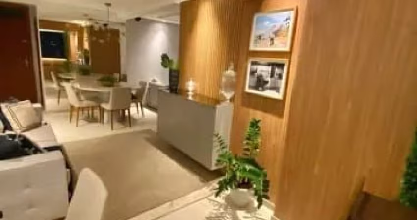 LINDO APARTAMENTO ANDAR ALTO PRONTO