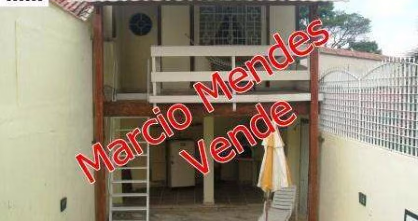 Casa para Venda em Cachoeira Paulista, Margem Esquerda, 3 suítes, 2 vagas