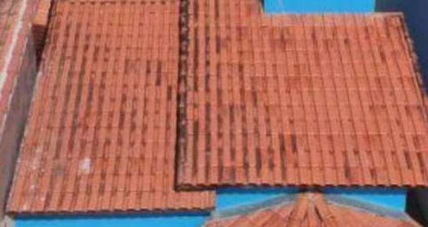Casa para Venda em Cachoeira Paulista, Jardim Europa, 2 dormitórios, 2 banheiros, 2 vagas