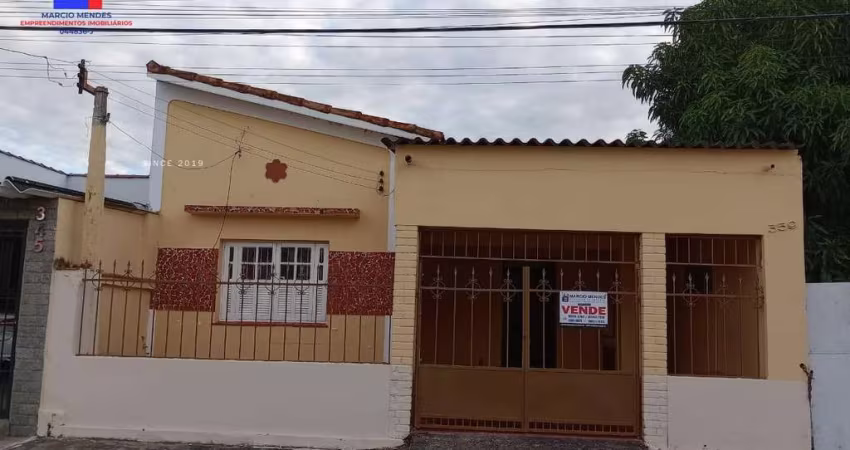 Casa para Venda em Cachoeira Paulista, Vila Carmem, 2 dormitórios, 2 banheiros, 1 vaga