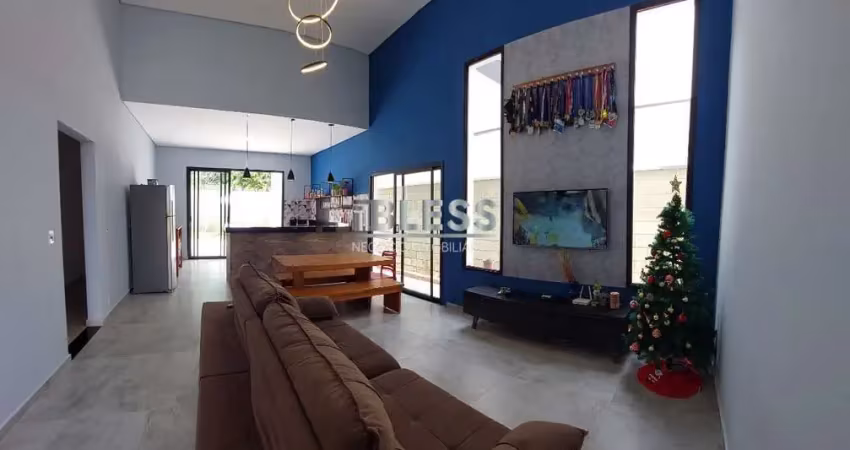 Casa térrea a venda em condomínio em itupeva,   casa com três  dormitórios sendo uma suite, escritório com lavabo cozinha estilo americano,  sala com