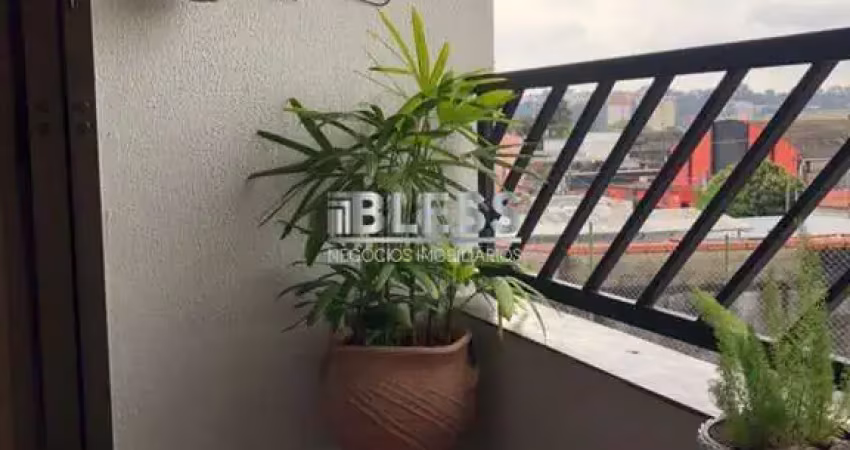 Apartamento a venda no EDIFÍCIO VILLALOBOS,  com 4 dormitórios sendo 01 suíte com closet