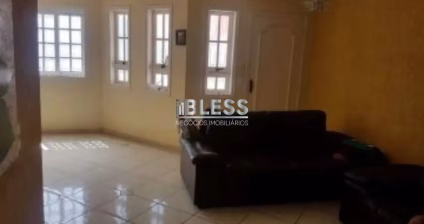 Magnífica casa à venda em jundiaí-sp, vila galvão: 3 quartos, 1 suíte, 2 salas, 3 banheiros, 4 vagas de garagem, 150m².