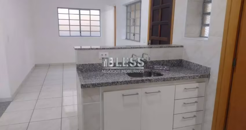 Casa comercial com 1 sala para alugar na Rua Prudente de Moraes, 400, Centro, Jundiaí
