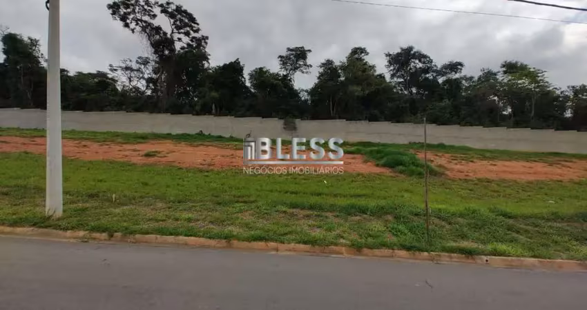 Terreno à venda no condomínio residencial lago azul - av. antônio pincinato - jundiaí - tc00164