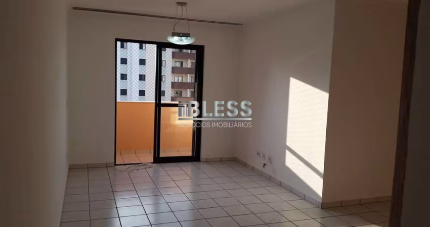 Apartamento de 3 quartos à venda no Condomínio Chácara Primavera, Jundiaí-SP: 1 suíte, 2 salas, 2 banheiros, 2 vagas de garagem.