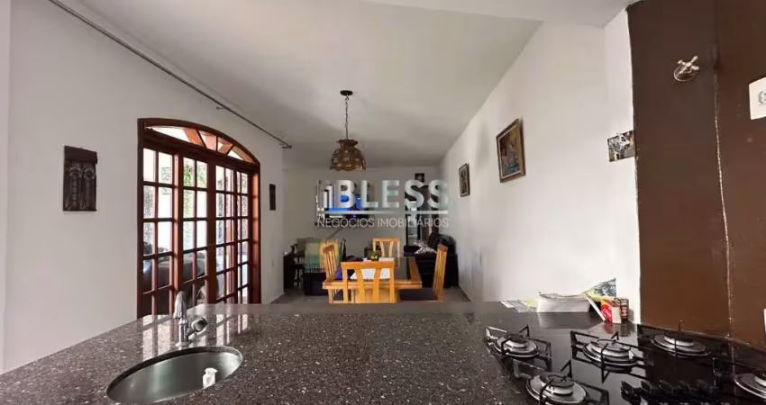 Casa à venda no bairro Vianelo - Jundiaí