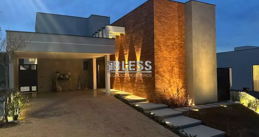 Linda casa térrea á venda no condomínio brisas de jundiaí, em um dos condomínios mais completos de jundiaí
