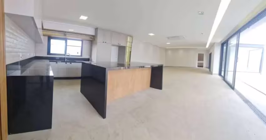 Sobrado Condomínio Terra Cota com Piscina e Elevador