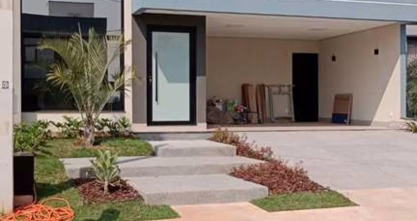 Casa Térrea 3 Suítes com Piscina condomínio Piemonte