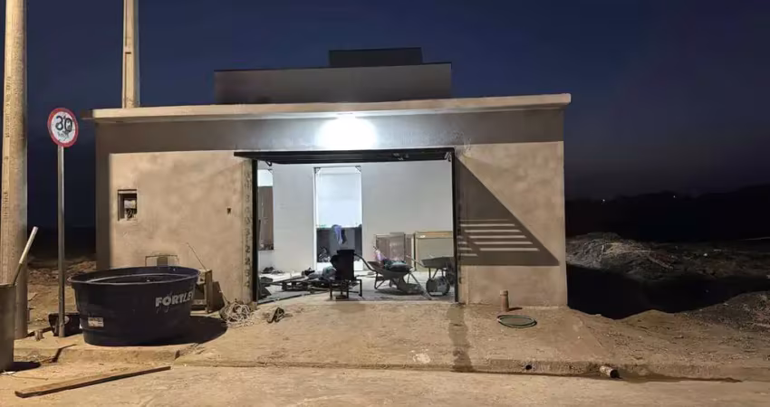 Casa térrea jd américa 2 dormitorios (sendo 1 suite)