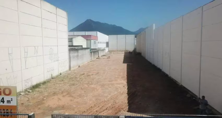 Terreno comercial para alugar na Rua Fenícios, s/n, Pachecos, Palhoça