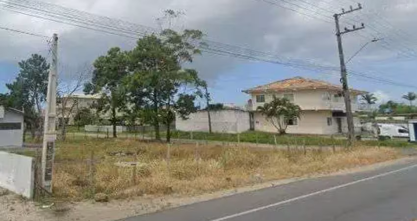 Terreno exclusivo na praia da pinheira – 900m² com 3 frentes! oportunidade única!