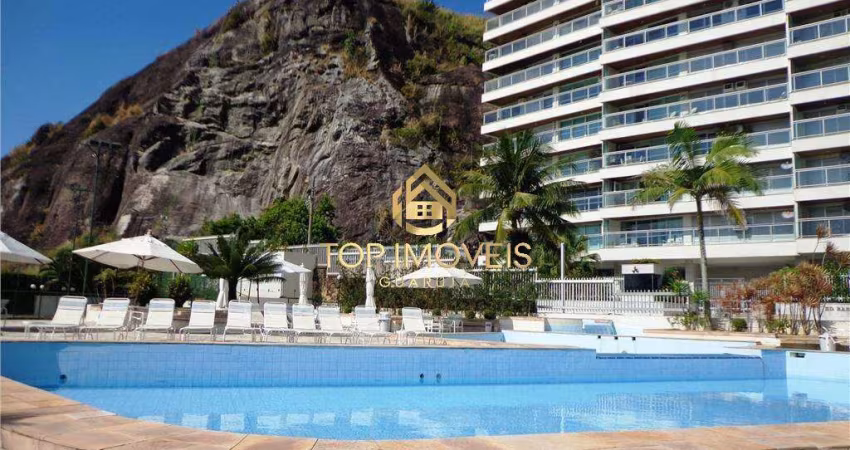 Condominio Clube Lazer Total na Praia de Pitangueiras - Guarujá/SP