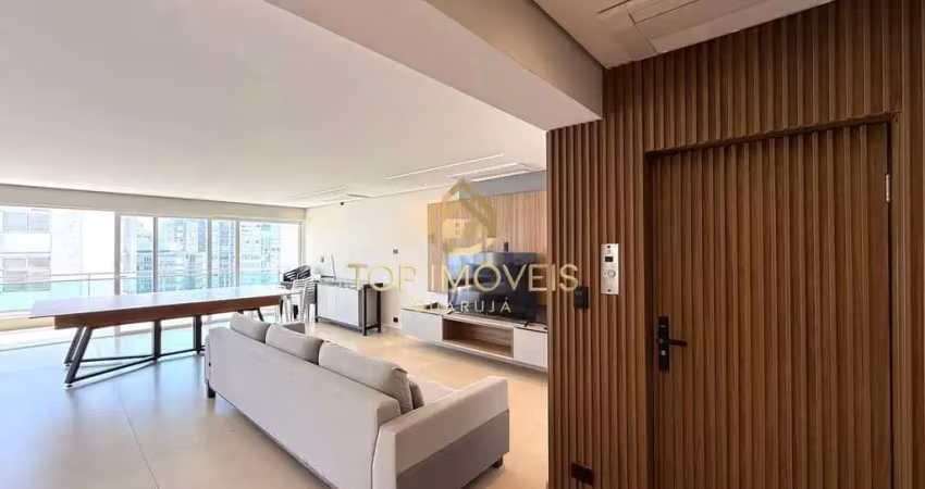 Amplo apartamento totalmente reformado na praia de pitangueiras/guarujá sp