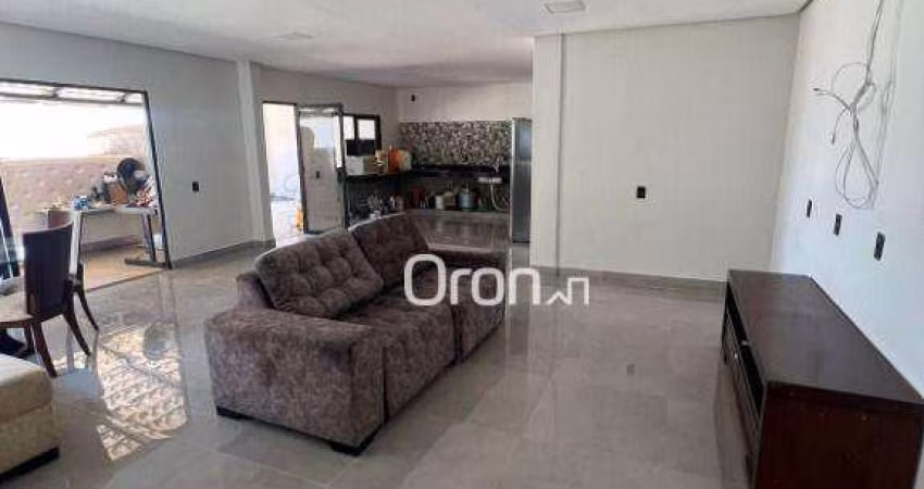 Sobrado à venda, 210 m² por R$ 620.000,00 - Ilda - Aparecida de Goiânia/GO