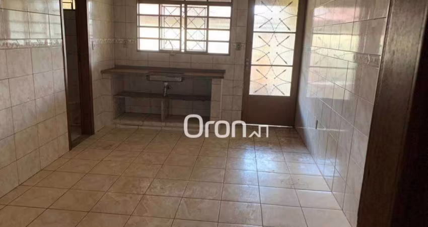 Casa com 2 dormitórios à venda, 163 m² por R$ 240.000,00 - Conjunto Cruzeiro do Sul - Aparecida de Goiânia/GO