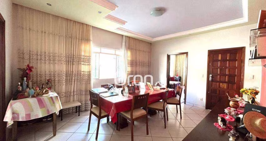 Casa com 3 dormitórios à venda, 221 m² por R$ 800.000,00 - Setor Coimbra - Goiânia/GO