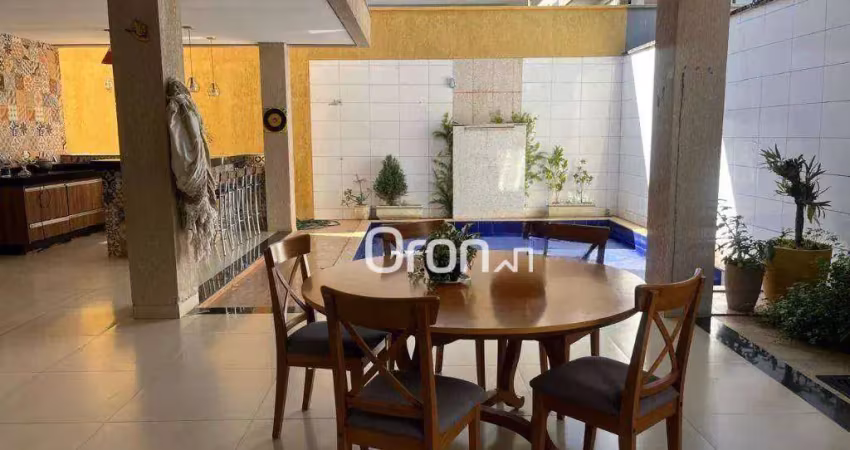 Sobrado à venda, 385 m² por R$ 1.550.000,00 - Morada do Lago - Trindade/GO