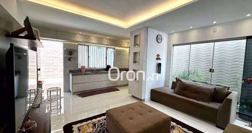 Casa mobiliada com 3 dormitórios à venda, 114 m² por R$ 670.000 - Jardim Guanabara II - Goiânia/GO
