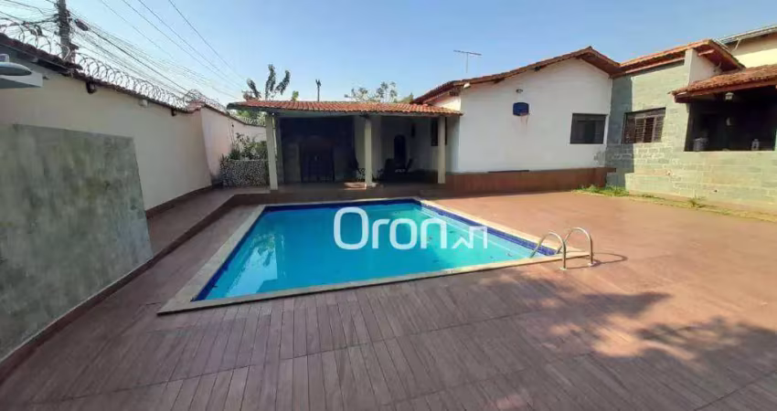 Casa à venda, 375 m² por R$ 680.000,00 - Criméia Oeste - Goiânia/GO