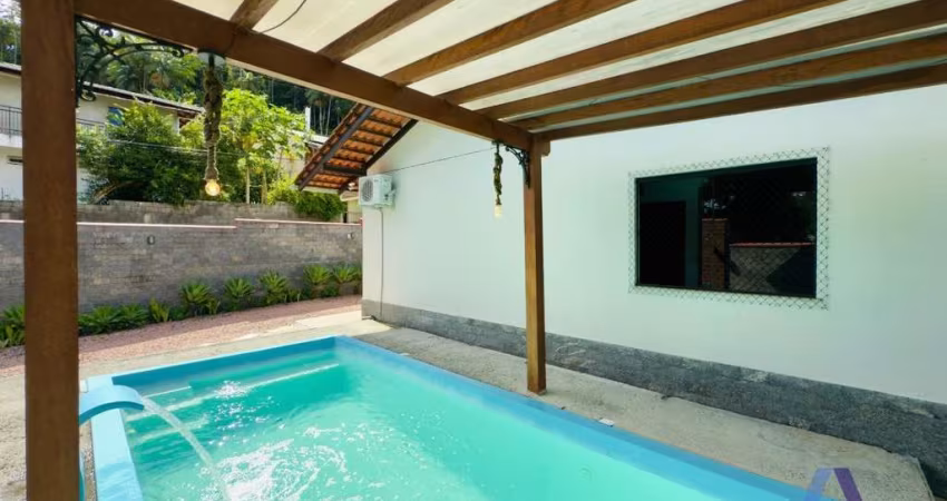 Casa com 4 quartos à venda na Rua Rudolfo Kienen, 146, Testo Salto, Blumenau