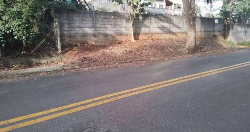 Terreno ,ótima localização , em um bairro muito próximo ao centro de atibaia