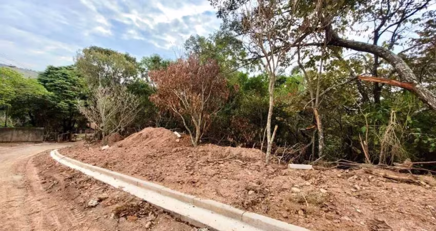 Terreno 1.360 m² em atibaia - sp - bosque dos eucaliptos