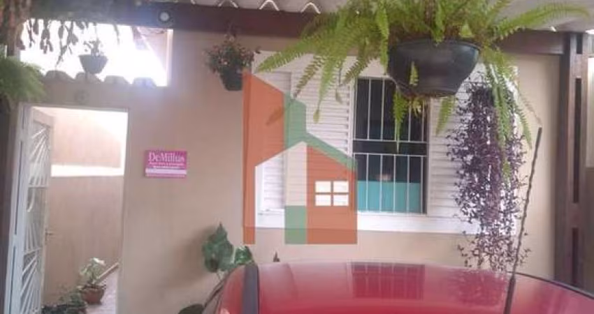Casa com 2 dorm. em Atibaia, bairro Atibaia Jardim