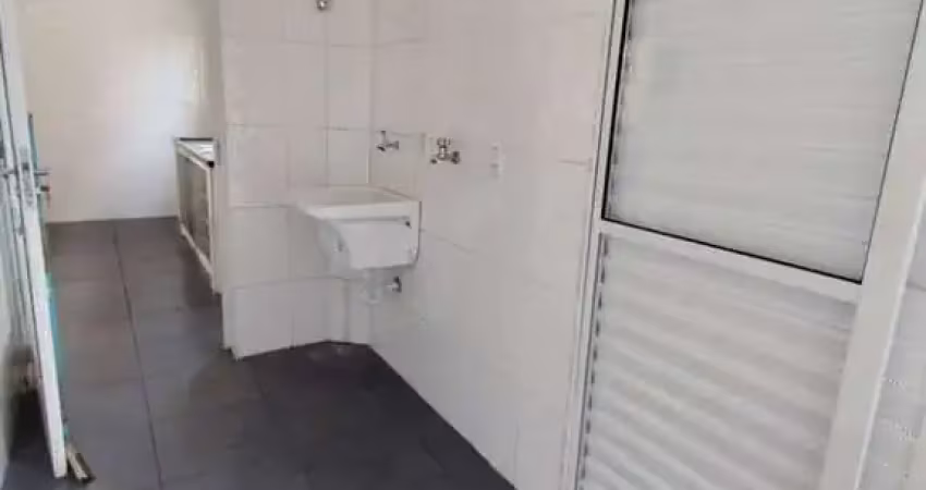 Casa em jardim dos pinheiros com 3 dormitórios  e vaga de garagem para 4 carros
