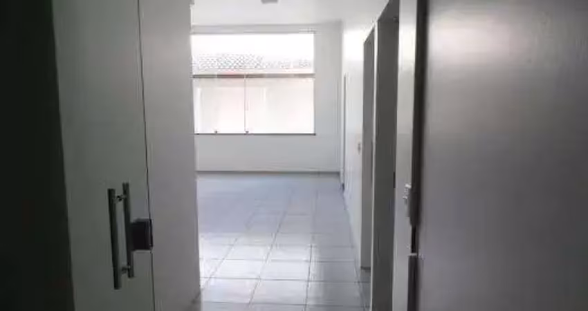 Casa comercial com 2 salas para alugar na Vila Thais, Atibaia 