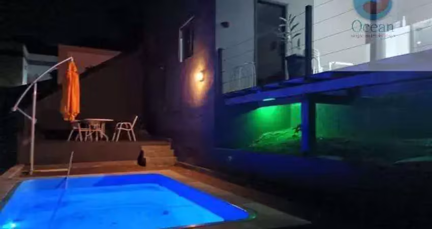 Ocean Vende: Itaipu, Condominio Casa só A VISTA, 3 suítes , Piscina, área gourmet, vista p lagoa.