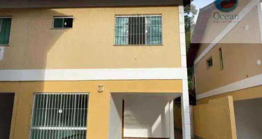 Ocean Vende Itaipu, condomínio, casa 3 quartos, 2 suítes, closet, churrasqueira, piscina, sauna.