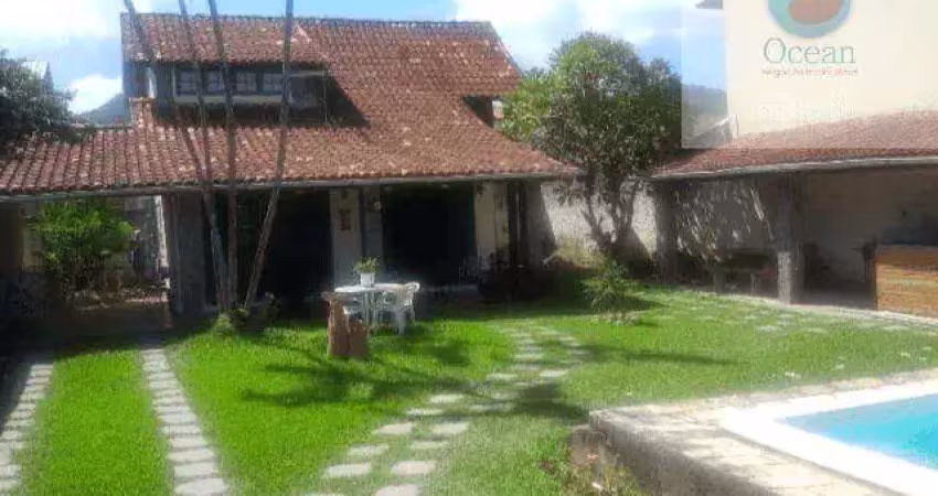 Ocean Vende: Itaipu, Duplex, 3 quartos, Piscina, Área de lazer, churrasqueira, chuveirão, quintal