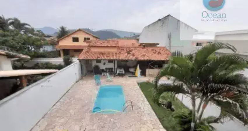 Ocean Vende: Ponta Grossa, Condomínio, Casa, 4 Quartos, 1 Suíte, Piscina, Edícula com churrasqueira