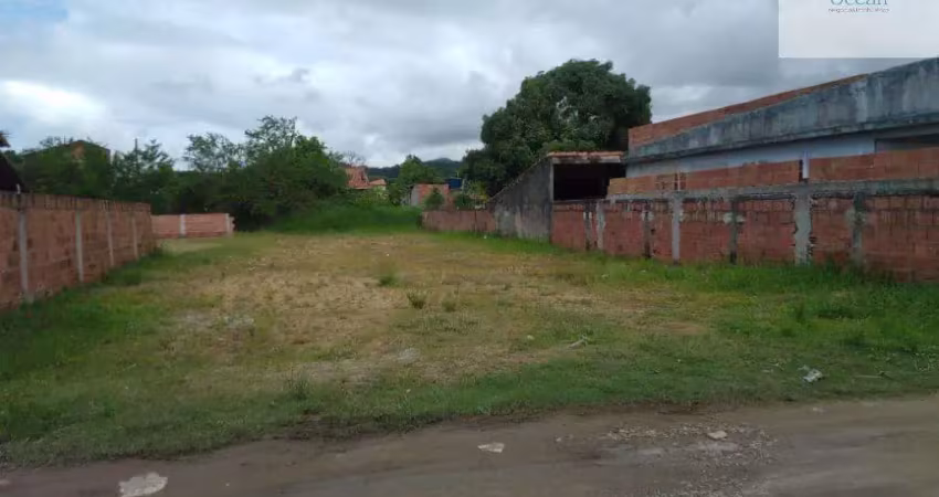 Ocean vende:  Maricá, Itaipuaçu, terreno 480M², plano, parcialmente murado, frente 12M, laterais 40M