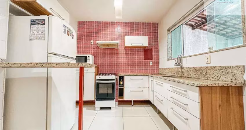 Ocean vende: Maria Paula, casa 2 suítes, anexo, área serviço, garagem. próximo a via principal
