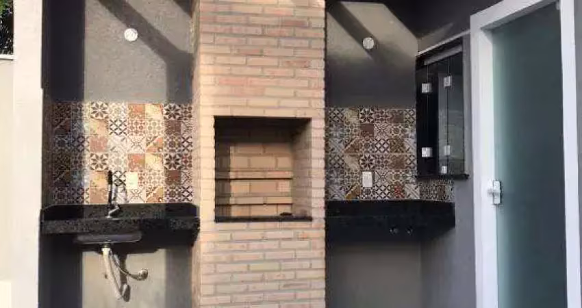 Ocean vende: itaipuaçu, casa 3 qtos ,(1suíte),  lavabo, chuveirão e área gourmet, garagem
